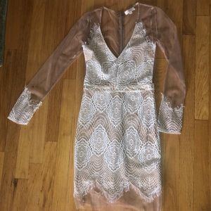 Lulu’s White & Nude Lace Open Back Dress • Size S